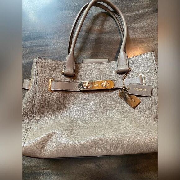 Coach Swagger Satchel Bag Womens Large Taupe Pebbled Leather Gold Hardware Tote - Picture 1 of 11